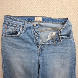 Levis 501 Curve Light Wash High Rise Straight Leg Button Fly Jeans W28 L30